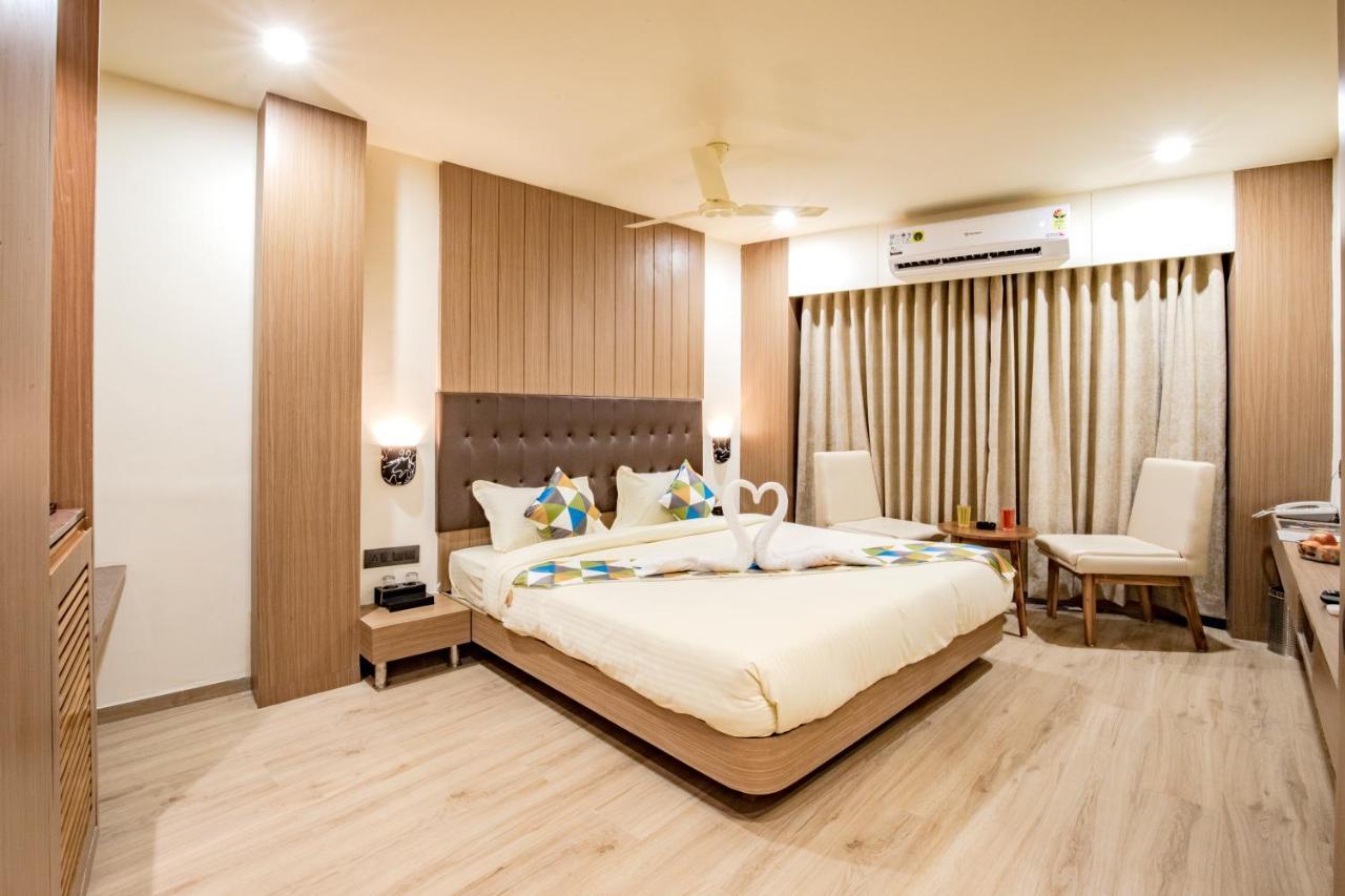 Hotel Nexus Rádzskot Kültér fotó