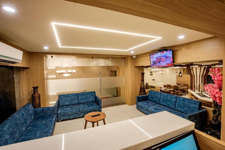 Hotel Nexus Rádzskot Kültér fotó