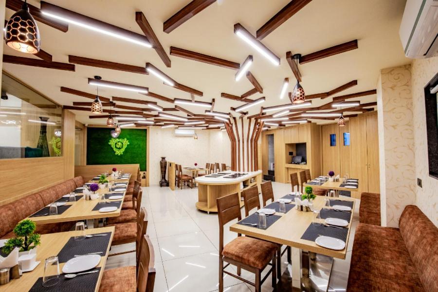 Hotel Nexus Rádzskot Kültér fotó