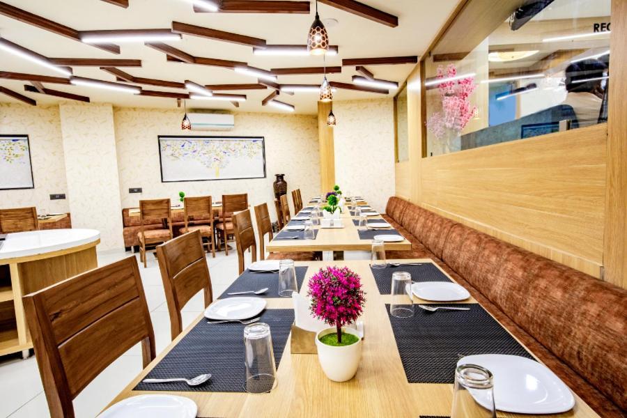 Hotel Nexus Rádzskot Kültér fotó